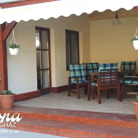 Guest house Ilona Vendeghaz Dinnyes