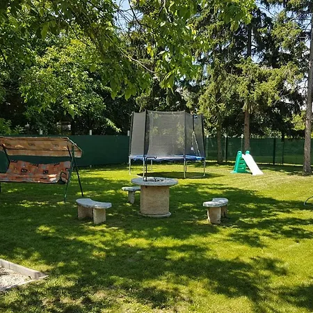 Gasthuis Ilona Vendeghaz Dinnyés